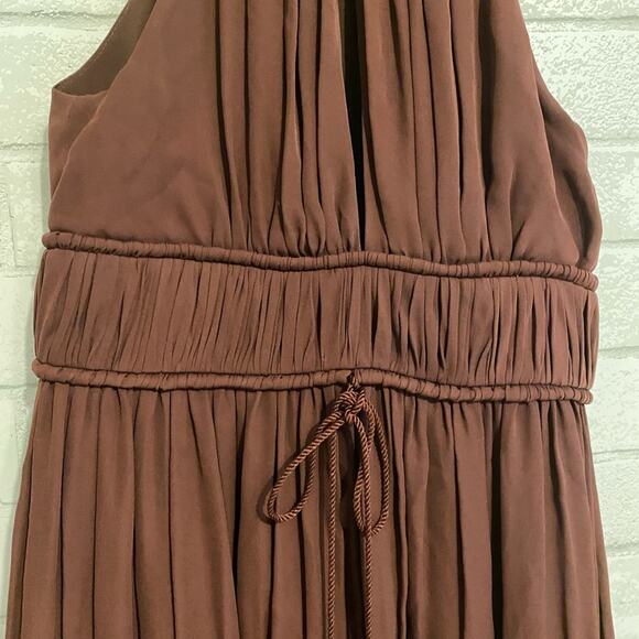 Cinq a Sept $380 Silk Lotus Pleated Dress In Rum Raisin. XS EUC - Picture 9 of 16